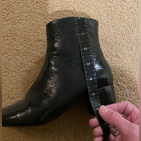 Saint Laurent Lou Boots - Picture 12 of 13